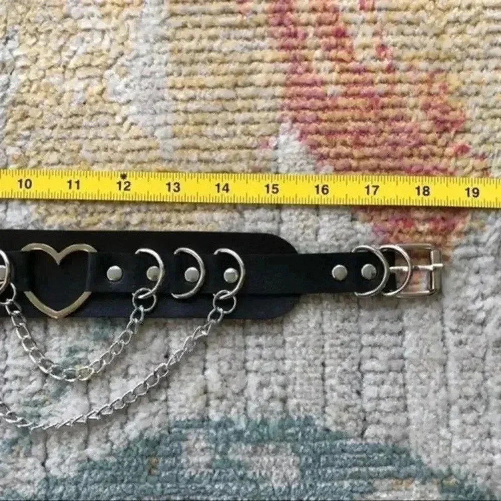 Black Leather Thick Wide Choker w/ Heart & Chains Necklace NWT - Picture 4 of 5